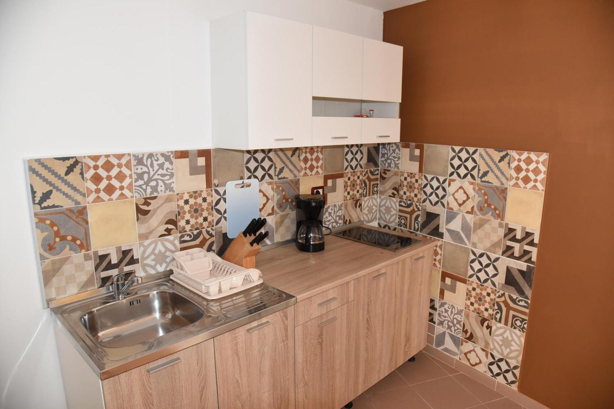 Central Apartments Circolo Ровінь Екстер'єр фото