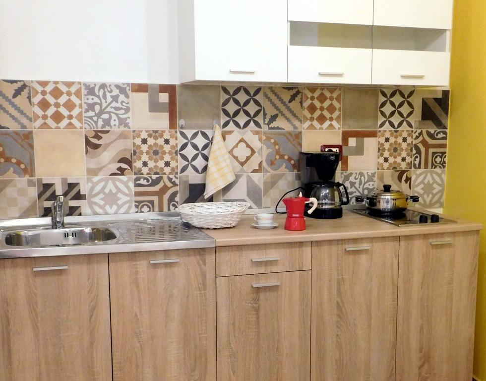 Central Apartments Circolo Ровінь Екстер'єр фото