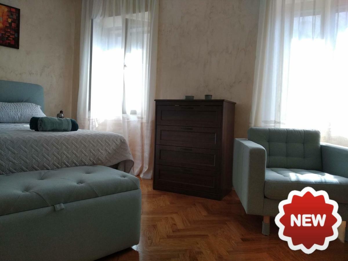 Central Apartments Circolo Ровінь Екстер'єр фото